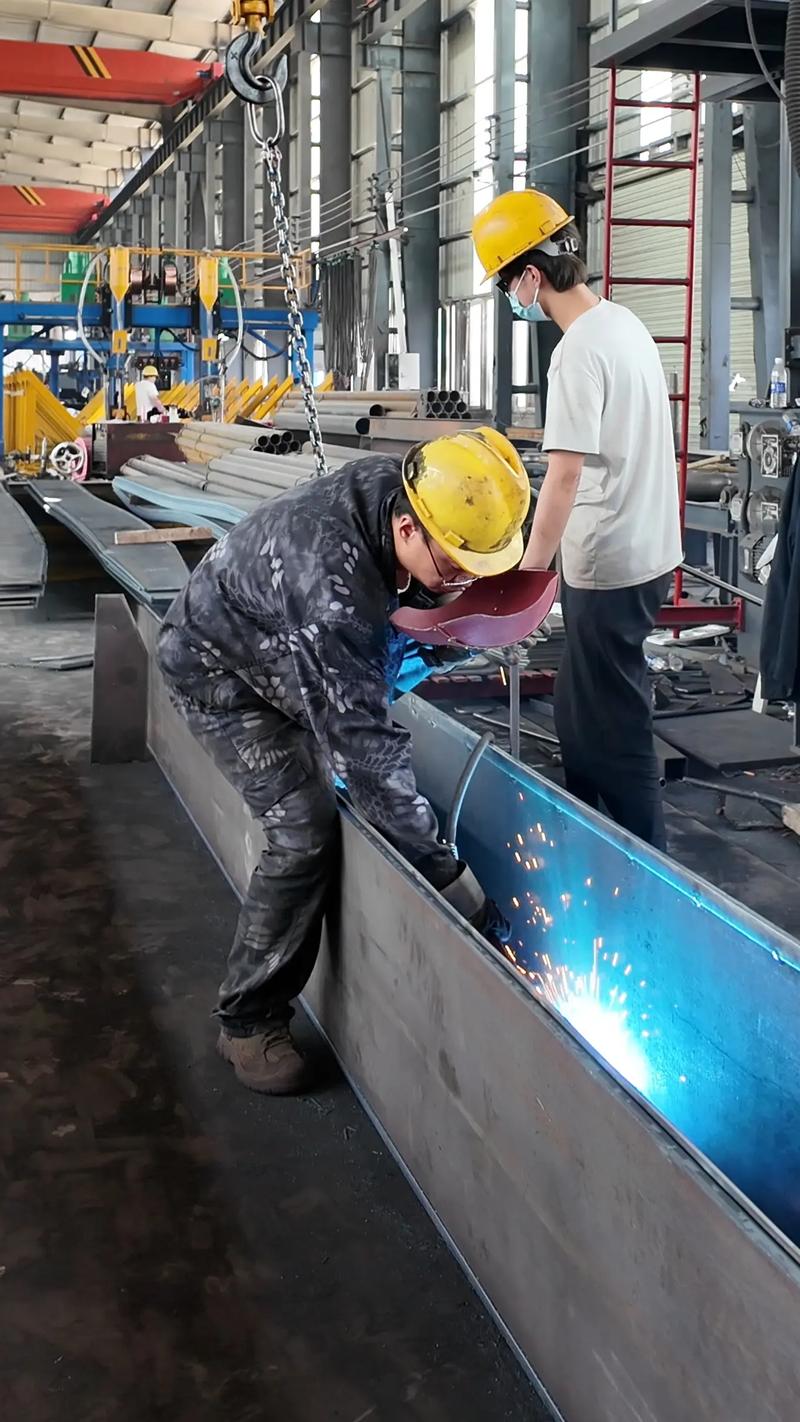 钢结构工程案例解析：打造高效坚固建筑